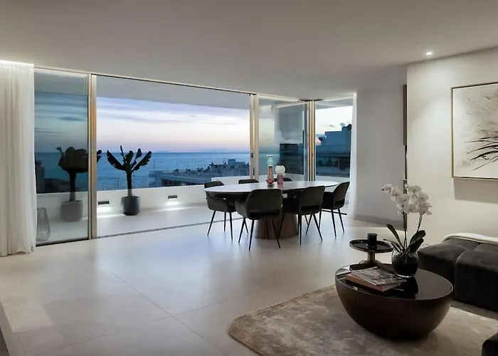 Apartment Luxury Penthouse With Panoramic Sea View